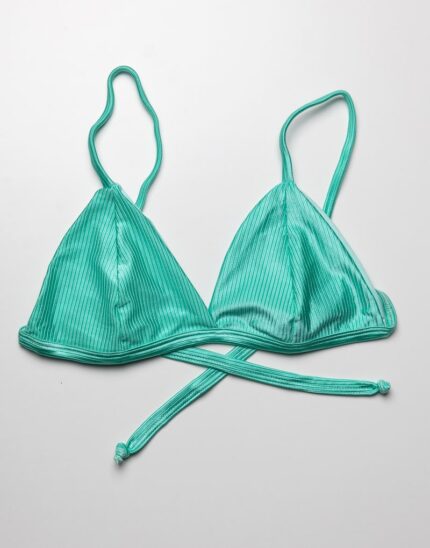 Top Fijo Verde Fresa de DBKINI